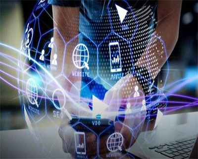 人工智能+教育 应用软件开发如何催化教师身份与角色转型